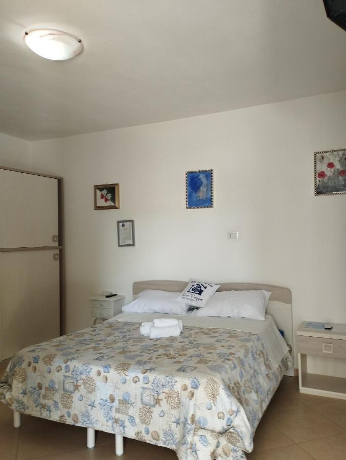 Affitta Camere Zio Peppe San Teodoro  Exteriör bild