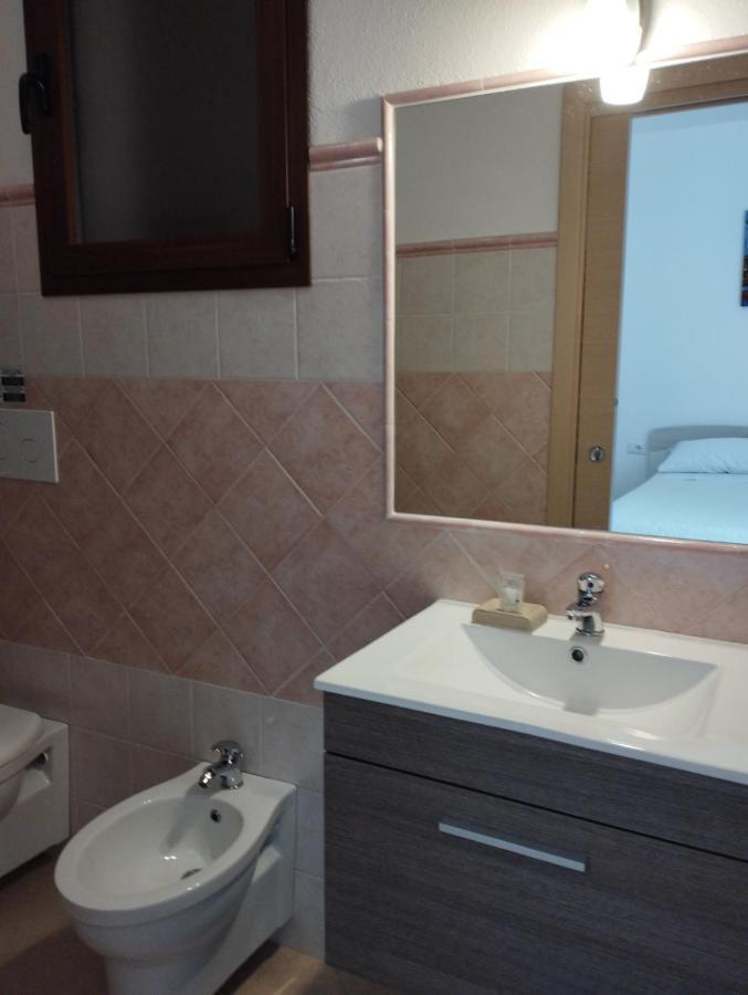Affitta Camere Zio Peppe San Teodoro  Exteriör bild